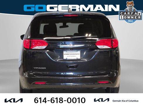 Used 2021 Chrysler Voyager LX FWD image 9