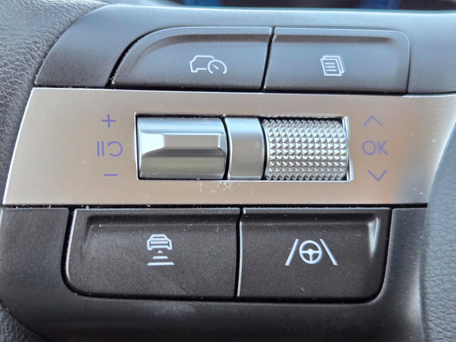 Certified 2026 Hyundai Kona SE AWD/4WD image 23