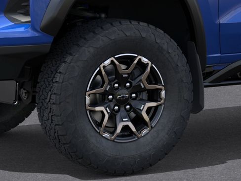 New 2026 Chevrolet Colorado ZR2 w/ Technology Package AWD/4WD image 9