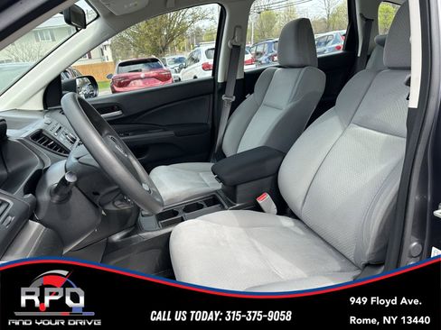 Used 2016 Honda CR-V LX image 11