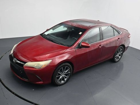 Used 2016 Toyota Camry XSE w/ Moonroof Package FWD image 27