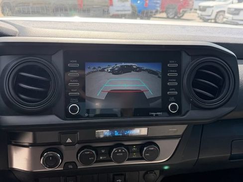 Used 2023 Toyota Tacoma SR AWD/4WD image 15