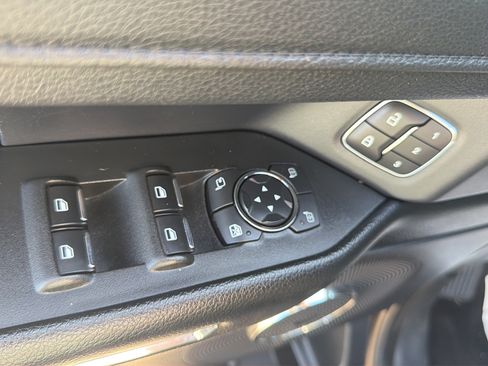 Used 2021 Ford Expedition XLT AWD/4WD image 17