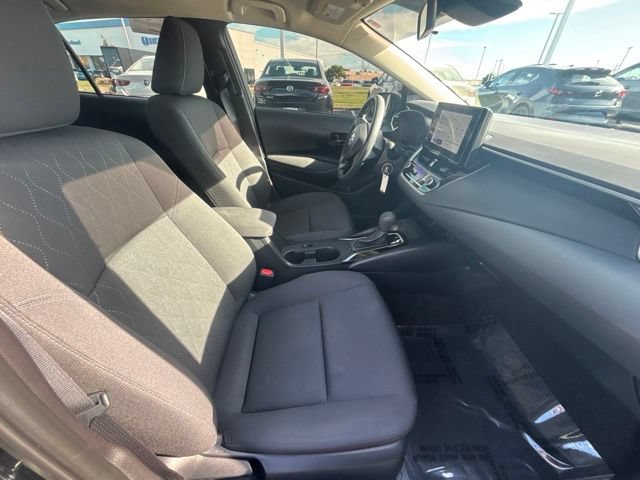 Used 2023 Toyota Corolla LE w/ Carpet Mat Package (TMS) FWD image 21