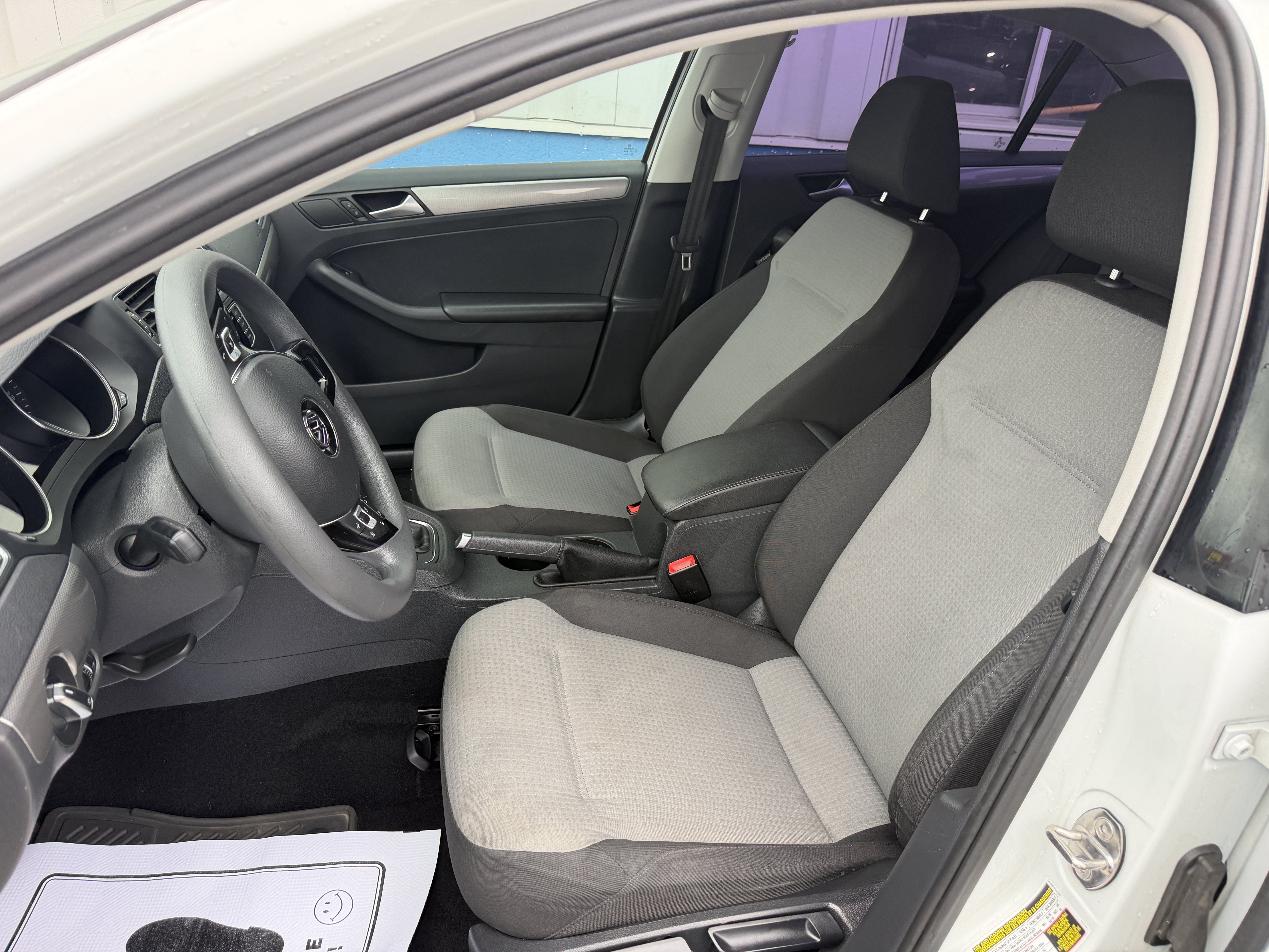 Used 2018 Volkswagen Jetta S w/ Cold Weather Package FWD image 8