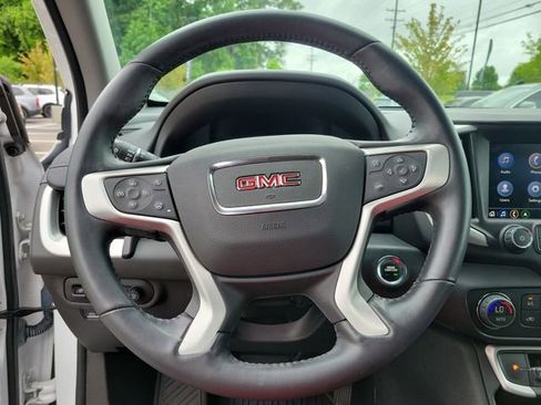 Used 2022 GMC Terrain SLT w/ Infotainment Package II FWD image 24