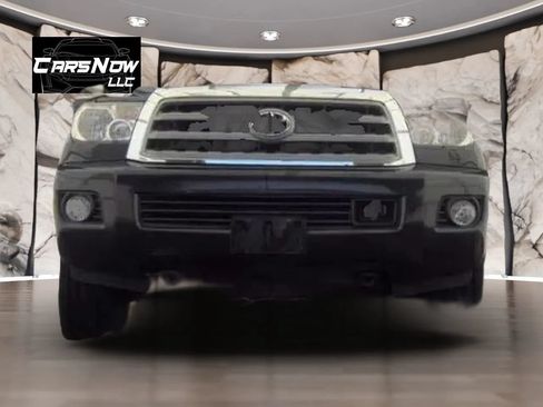 Used 2014 Toyota Sequoia Platinum AWD/4WD image 3