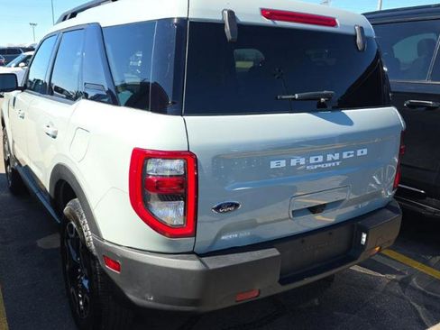 Used 2023 Ford Bronco Sport Outer Banks w/ Tech Package image 4