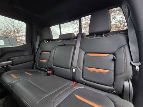 Used 2021 GMC Sierra 1500 AT4 w/ AT4 Premium Package image 24