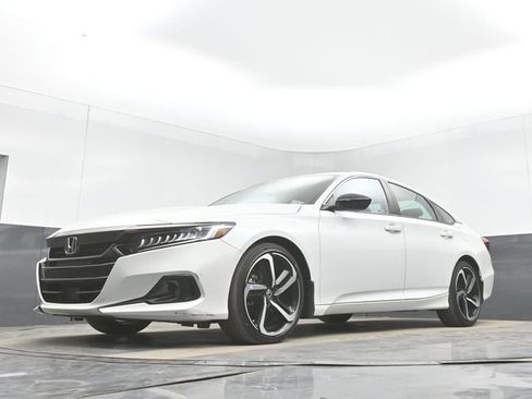 Used 2022 Honda Accord Sport Special Edition image 40