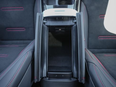 New 2026 Mercedes-Benz CLE 53 AMG 4MATIC Coupe image 25