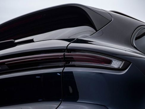 New 2026 Porsche Cayenne S image 12