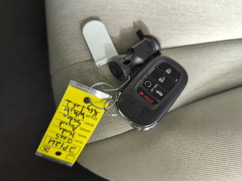 Used 2025 Honda Accord LX image 24