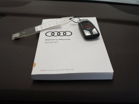 Used 2019 Audi Q7 2.0T Premium Plus image 41