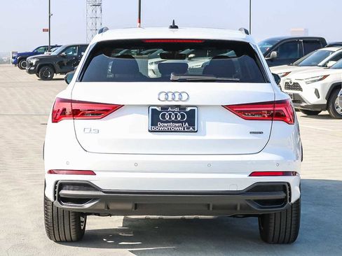Used 2025 Audi Q3 2.0T Premium w/ Convenience Plus Package AWD/4WD image 8