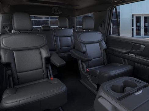 New 2025 Ford Expedition Platinum w/ Stealth Performance Package image 11