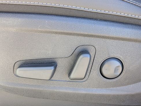 New 2025 Kia Telluride EX image 24