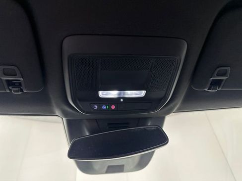 Used 2025 Chevrolet Equinox EV LT image 24