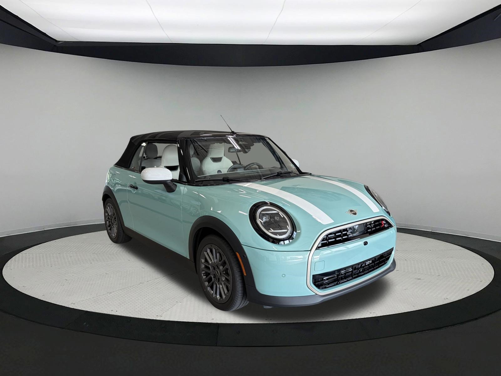 Used 2026 MINI Cooper S FWD image 3