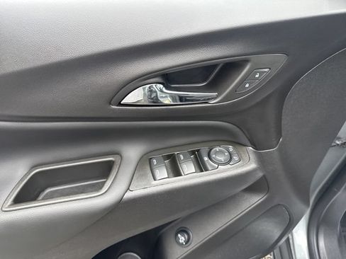 Certified 2024 Chevrolet Equinox LT AWD/4WD image 18
