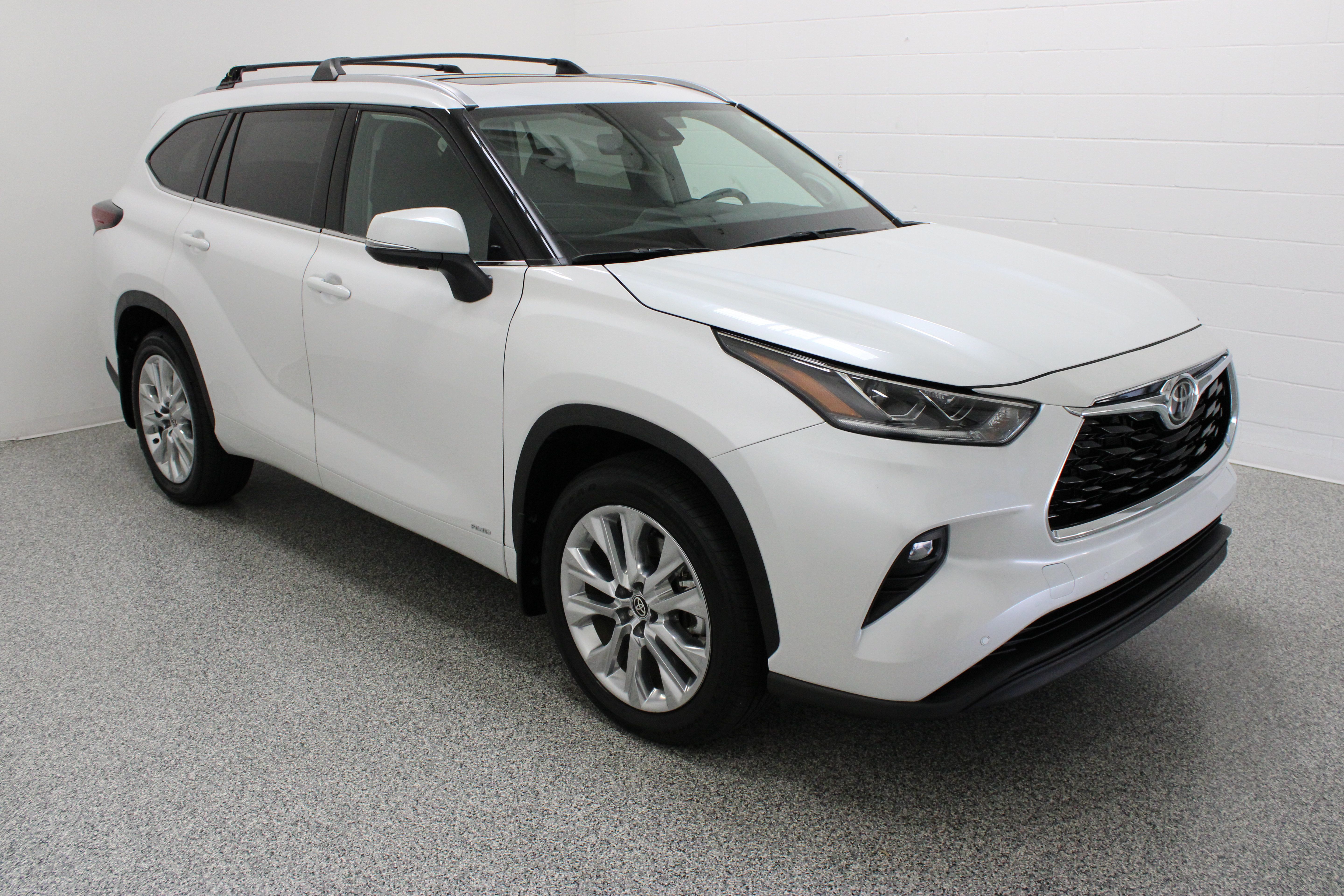 Used 2026 Toyota Highlander Limited AWD/4WD image 4