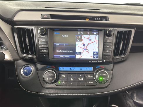Used 2017 Toyota RAV4 XLE AWD/4WD image 29