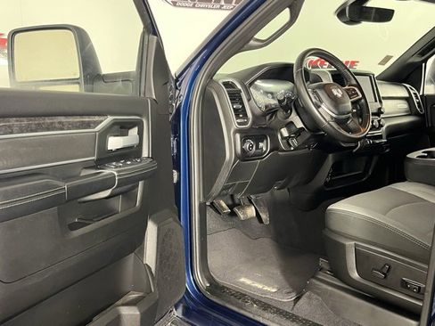 Used 2024 RAM 2500 Big Horn w/ Bed Utility Group image 23