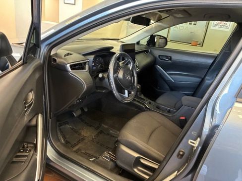 Used 2023 Toyota Corolla Cross LE FWD image 19