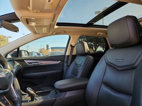 Used 2019 Cadillac XT5 Luxury image 13