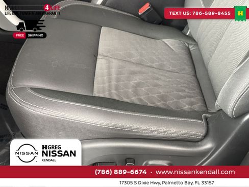 Certified 2024 Nissan Titan SV w/ SV Convenience Package image 11