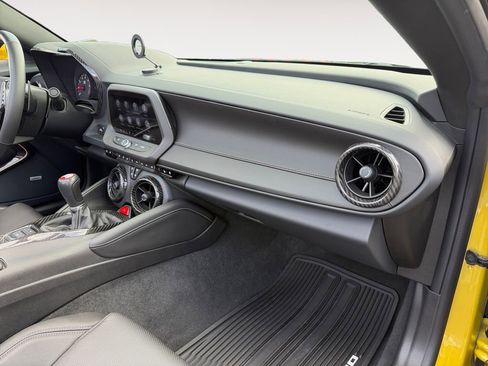 Used 2024 Chevrolet Camaro SS RWD image 27
