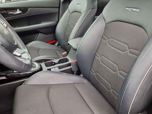 Used 2024 Kia Forte GT-Line w/ GT-Line Premium Package image 3