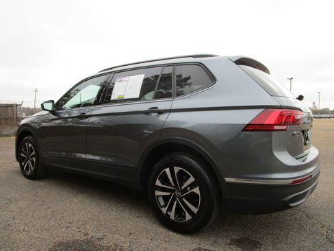 Used 2024 Volkswagen Tiguan S image 3