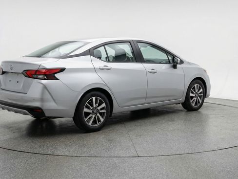 Used 2025 Nissan Versa SV FWD image 9