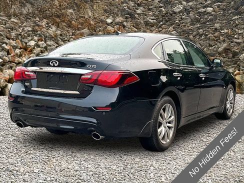 Used 2019 INFINITI Q70 Luxe AWD/4WD image 2