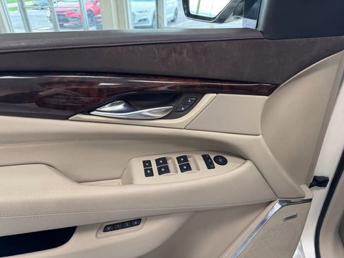 Used 2015 Cadillac Escalade ESV Premium AWD/4WD image 10