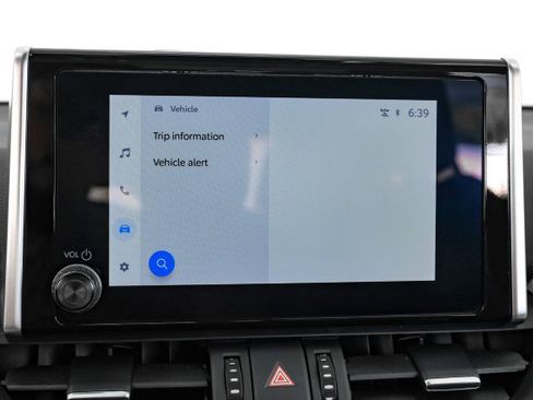 Used 2024 Toyota RAV4 XLE Premium FWD image 29