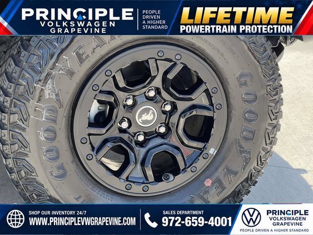 Used 2024 Ford Bronco Wildtrak AWD/4WD image 3
