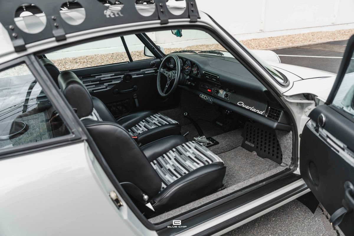 Used 1989 Porsche 911 Carrera RWD image 28