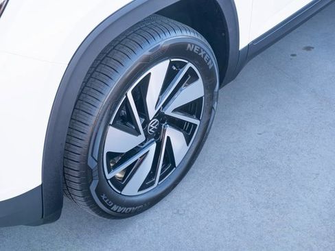New 2026 Volkswagen Atlas SE AWD/4WD image 10
