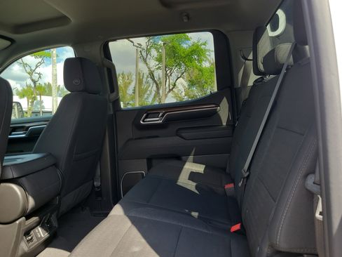 Used 2024 Chevrolet Silverado 1500 RST image 14