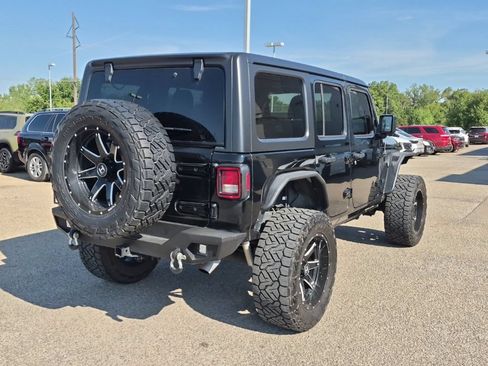 Used 2023 Jeep Wrangler Unlimited Sport AWD/4WD image 3