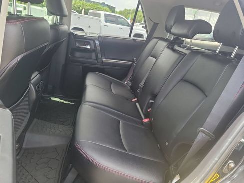 Used 2020 Toyota 4Runner TRD Off-Road Premium w/ Moonroof Package AWD/4WD image 26