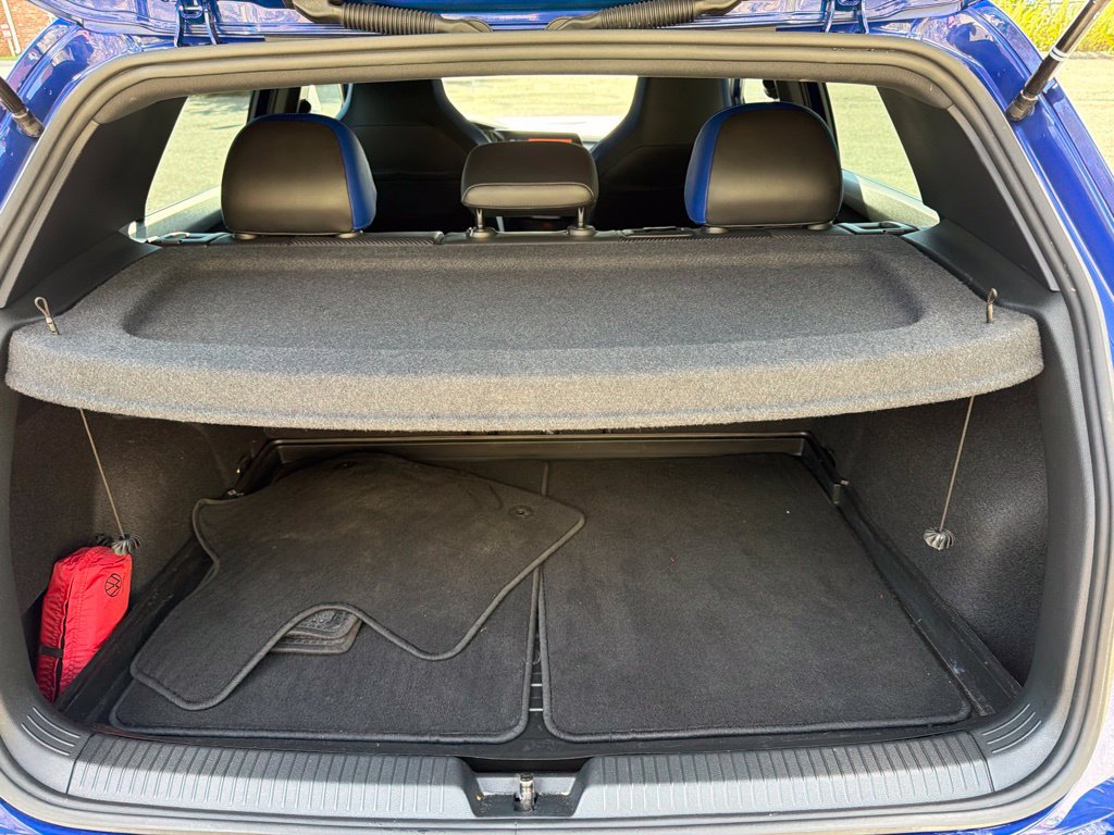 Used 2024 Volkswagen Golf R AWD/4WD image 27