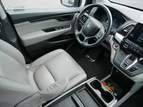 Used 2019 Honda Odyssey EX-L image 9