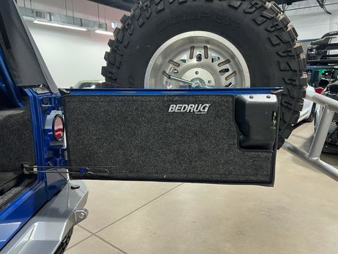 Used 1990 Jeep Wrangler Sahara image 22