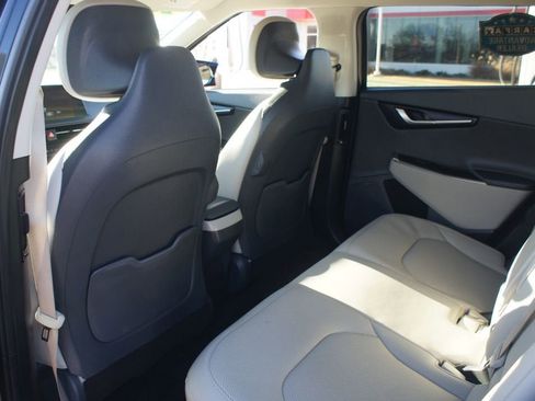 Used 2022 Kia EV6 Wind image 14