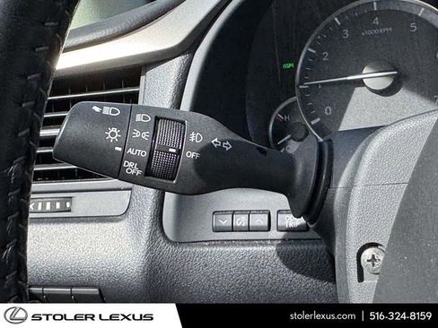 Used 2022 Lexus RX 350 350 w/ Premium Package image 23