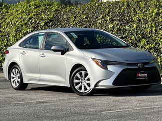 Used 2025 Toyota Corolla LE video 2