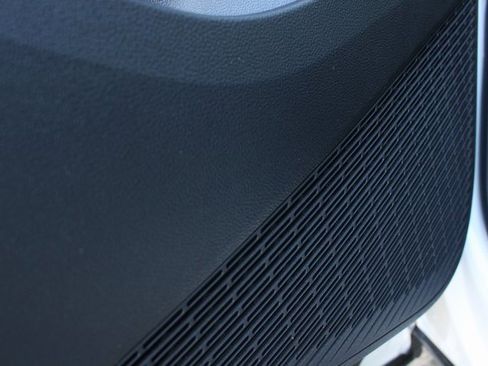 New 2026 Volkswagen Atlas SE image 8